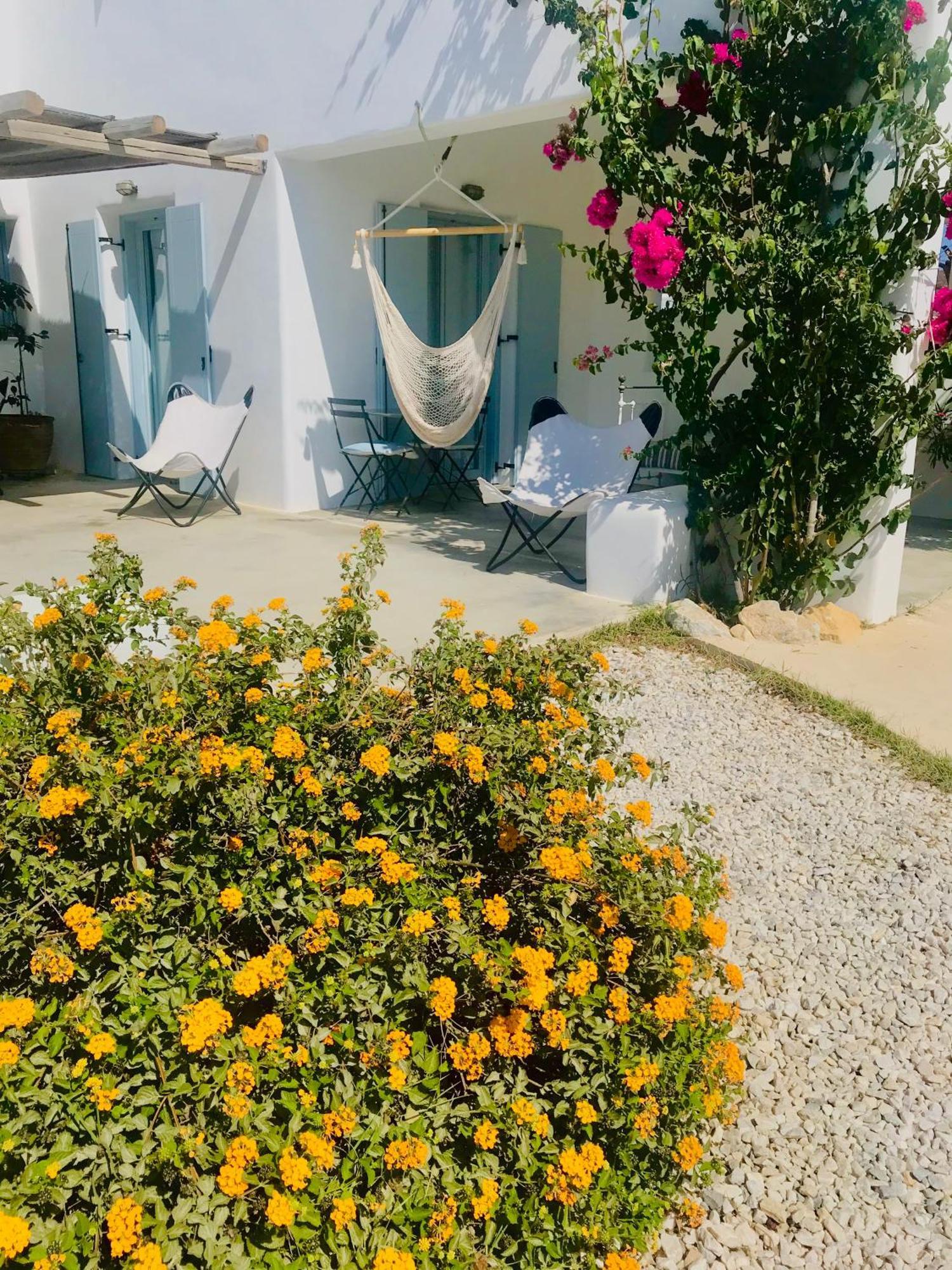 VILLA THEIA - SELENE , appartement de charme pour 4 à 6 personnes prés de la plage et du village de Koufonissi Koufonisia Exterior foto